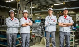 Những nghệ sĩ tạo nên Nissan GT-R