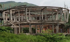 Loay hoay xử lý dự án khách sạn 5 sao bỏ hoang hơn 30 năm