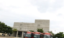 Ngang nhiên biến kho hàng bến xe thành… nhà yến!