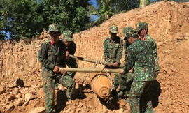 Hủy nổ thành công quả bom nặng gần 400kg