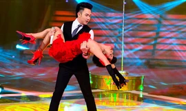 Nhặt 'sạn' đêm đầu tiên Cặp đôi hoàn hảo