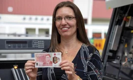 Nhà toán học được in lên đồng 50 bảng Anh sắp phát hành là ai?