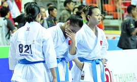 Trọng tài xin lỗi Việt Nam: 'Trò hề' ở SEA Games?