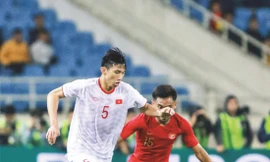 Hàng thủ đang khiến HLV Park Hang Seo lo lắng. Ảnh: VSI