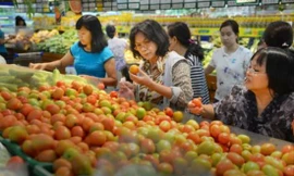 Sau khi đánh giá lại GDP, GDP bình quân đầu người tăng lên nhưng người dân không được hưởng lợi thực tế. Ảnh minh họa