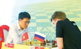 Lê Quang Liêm thi đấu trong một giải quốc tế 