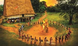 Lễ hội bên nhà Rông Tây Nguyên 