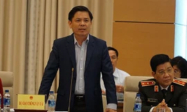 Bộ trưởng GTVT đề xuất mất bằng lái xe phải thi lại 