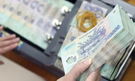 Nợ xấu ngân hàng đang có xu hướng giảm mạnh, tạo cơ hội để đưa tiền vào sản xuất và cho nền kinh tế