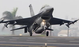 Mỹ​ thông qua​ thỏa thuận bán vũ khí với Ðài Loan