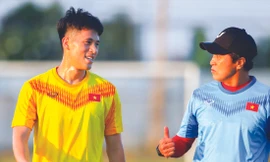  Ðình Trọng đã được HLV Park Hang Seo "nhắc nhở" khéo khi gạt anh khỏi danh sách đăng ký sơ bộ, giúp anh tập trung hơn trong tập luyện. Ảnh: HỮU PHẠM