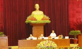  Trung ương thảo luận về tình hình kinh tế, xã hội. Ảnh: TTXVN 