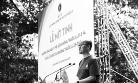 Ông Kidong Park - Trưởng Ðại diện Tổ chức Y tế Thế giới tại Việt Nam phát biểu tại Lễ mít tinh