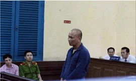 Bị cáo Miên bị 13 năm tù về tội “cưỡng đoạt tài sản” và “bắt, giữ người trái pháp luật”. Trong khi các đối tượng tổ chức đòi nợ và bắt người là bà Lê Thị Thảo và Nguyễn Anh Ðức được tự do