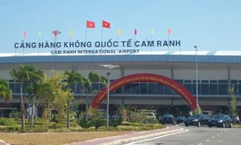 Vi phạm trong việc cho thuê đất tại sân bay Tân Sơn Nhất và Cam Ranh
