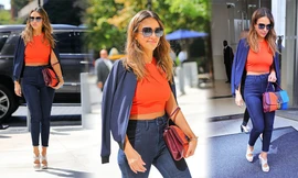 Jessica Alba quá xinh đẹp, sành điệu trên phố