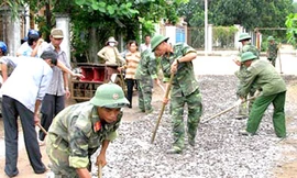 Lính sinh viên về làng