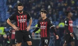 AC Milan thua thảm Sassuolo 2-5, chạm mốc tệ hại nhất lịch sử 