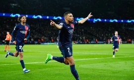 Mbappe lại lập kỷ khủng, PSG đặt 1 chân vào tứ kết Champions League