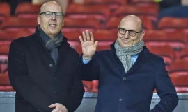 Được 'khách sộp' hỏi mua, nhà Glazers muốn bán MU với giá khủng 