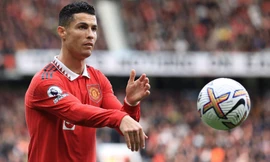 Chửi thầy, mắng bạn, chê CLB - có một Ronaldo bẩn tính và thảm hại 