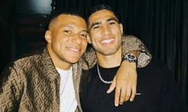 Tình bạn Mbappe và Hakimi: Thân như người yêu, 'tương tàn' vì màu cờ sắc áo 