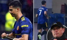 Ronaldo hành động không đẹp trong trận hòa Burnley, chạm mốc tệ nhất sau 12 năm