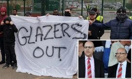 CĐV MU đến sân tập để biểu tình phản đối giới chủ 