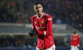 HLV Carrick: Varane chưa thể ra sân trận MU gặp Arsenal