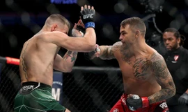 Cuộc đời thăng trầm của võ sĩ đánh bại McGregor