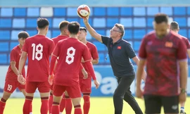 Nhận định U22 Việt Nam vs U22 Lào, 19h ngày 30/4: Đầu xuôi, đuôi lọt 