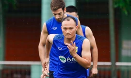 Trọng Hoàng trở lại tập luyện sau 1 năm nghỉ thi đấu 