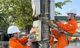 Rõ ràng giá điện tăng, vì sao Tổng cục Thống kê nói giảm? 