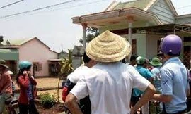 Chồng đâm chết vợ do mâu thuẫn khi trồng cây