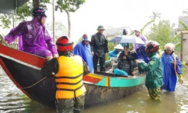 Tiền ủng hộ miền Trung qua các đơn vị tổ chức Hoa hậu Việt Nam đạt gần 3 tỷ đồng