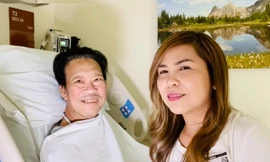 Hình ảnh nhạc sĩ Lê Quang và Cam Thơ ở bệnh viện.