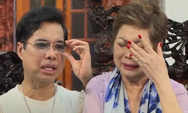 Mẹ ca sĩ Ngọc Sơn khóc khi chia sẻ con trai muốn đi tu và hiến xác cho y học