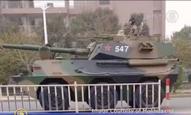 Xe tăng và pháo binh di chuyển rầm rộ trên đường ở Phúc Kiến. Ảnh do người dân chụp trong khoảng 3-2 đến 6-2