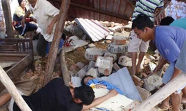 Huy động quân đội, trực thăng cứu nạn thảm họa động đất