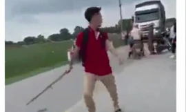 Bắt hai nam sinh chém bạn cùng trường thương tật 52%