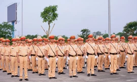 CSGT Hà Nội ra quân tổng kiểm soát, xử lý vi phạm giao thông