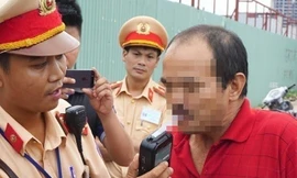 CSGT tăng cường xử lý vi phạm dịp Tết.