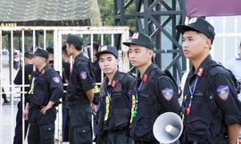 Cảnh sát thắt chặt an ninh tại sân Mỹ Đình trước giờ bóng lăn