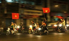 Phó Thủ tướng yêu cầu ngăn chặn đua xe sau trận bán kết U23 Việt Nam