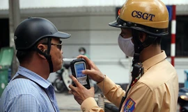 Phát hiện, xử lý nhiều 'ma men' lái xe trên phố cổ Hà Nội