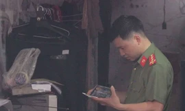 Công an khám xét nhà riêng của ông Nguyễn Khắc Tuấn