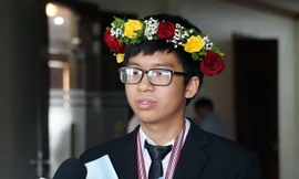 Em Nguyễn Tuấn Dương vừa giành huy chương bạc Olympic Vật lý quốc tế.
