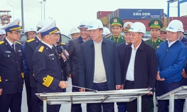 Bộ trưởng Giao thông bàn việc gỡ điểm nghẽn cho Hải Phòng