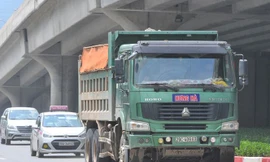 CSGT mở cao điểm xử lý xe quá khổ, quá tải dịp Tết 