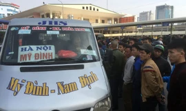 Nhà xe bù lỗ, hành khách khổ sở sau điều chuyển luồng tuyến